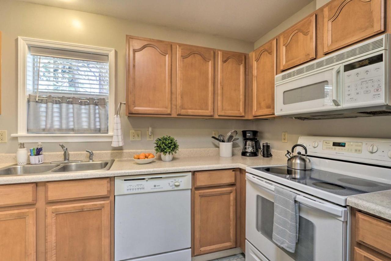 Centrally Located South Hill Apartment With Smart Tv Spokane Exteriör bild